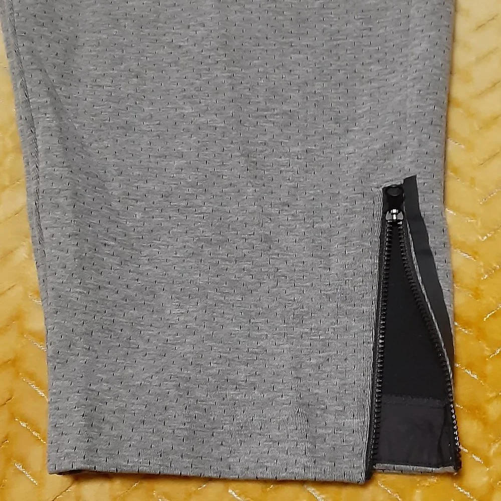 Women's XL Nike Tech Pack Capri Pants Retail $110.00 NWT_9